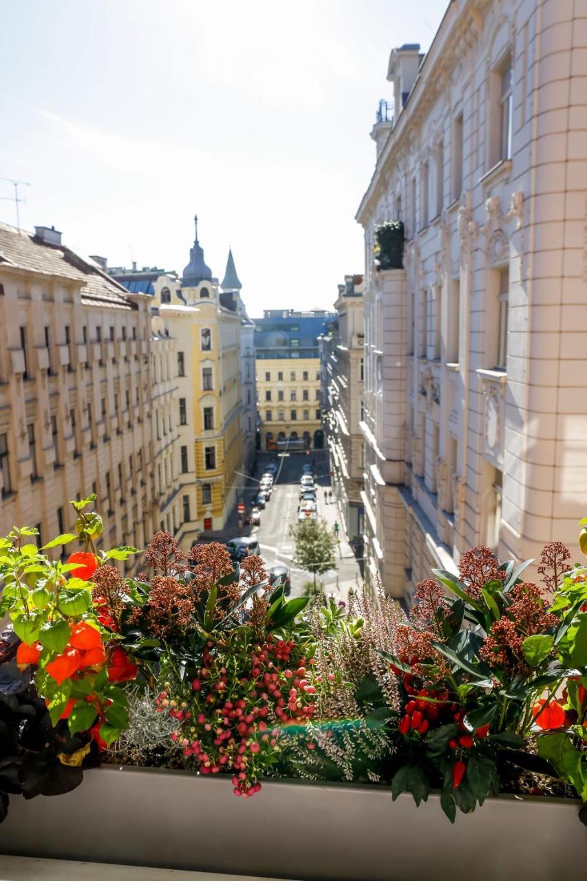 Boutiquehotel Das Tyrol Vienna Esterno foto